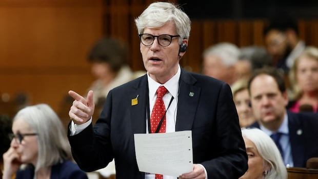 Natural resources minister presses case for Canadian LNG exports to Europe