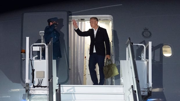 Carney to meet with Zelenskyy in Ukraine to discuss military aid, security guarantees