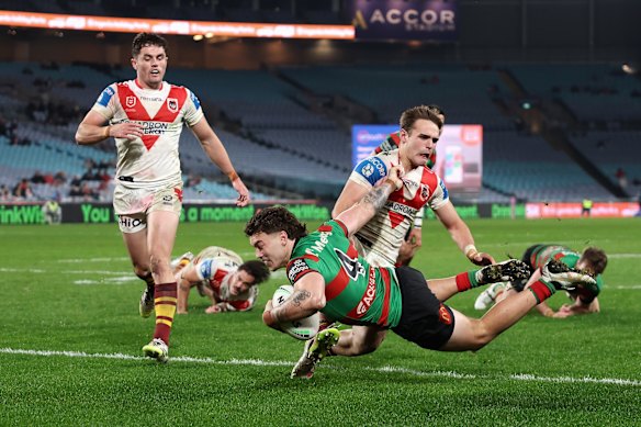 Tallis Duncan scores against the Dragons.