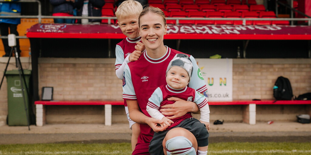 Brynjarsdóttir departs West Ham | Thank you, Dagný