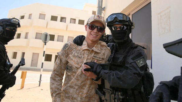 Canadians like the idea of public service for young adults. Should it be mandatory?