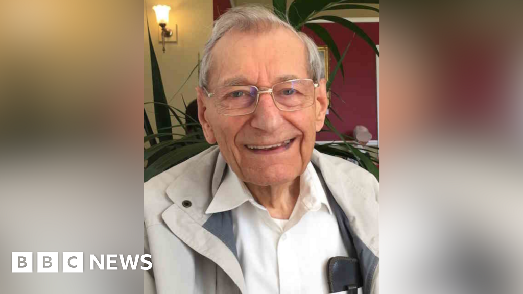 Family pay tribute to 'beloved' man, 97, who died in Essex crash