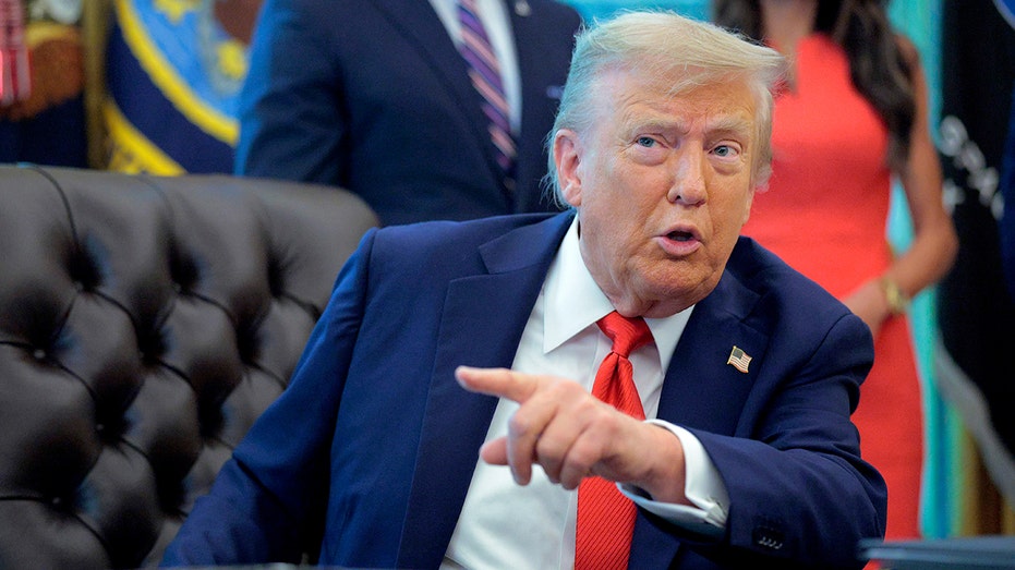 President Trump pointing