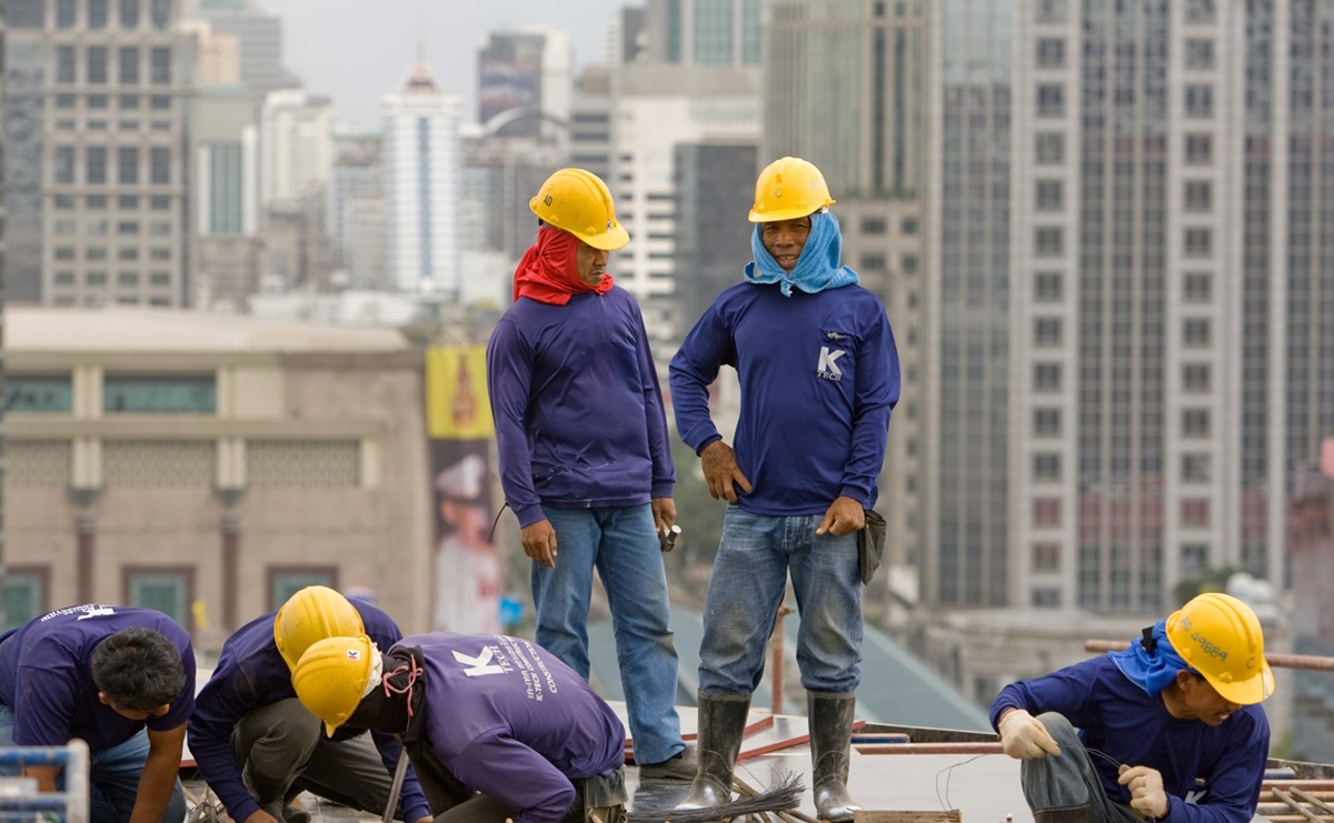 WHO, WMO issue new report and guidance to protect workers from increasing heat stress