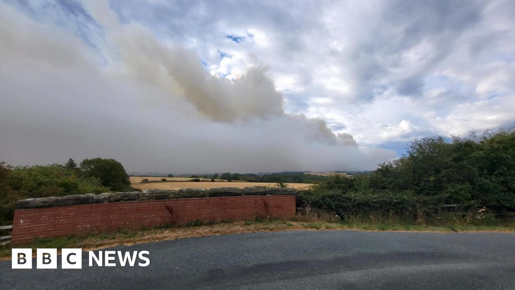 Woodsmith Mine staff evacuated as Langdale Moor wildfire enters third week
