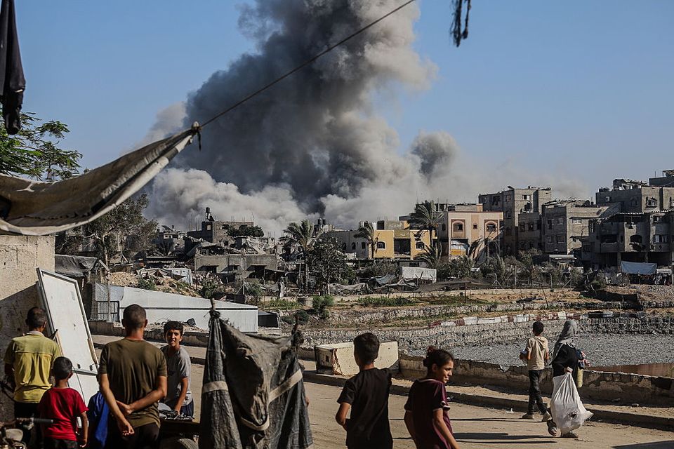 Smoke rises after an Israeli attack on Jabalia camp, Gaza on August 20, 2025. Photo: Ramez Habboub/Anadolu via Getty.