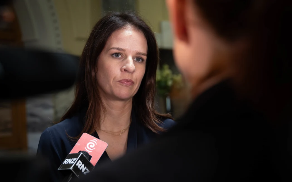 'Keen bean' students catch maths book errors