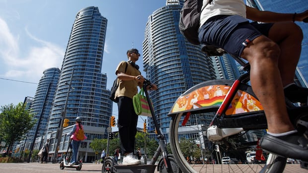 Toronto police target e-bike, e-scooter riders in 'needed' enforcement blitz