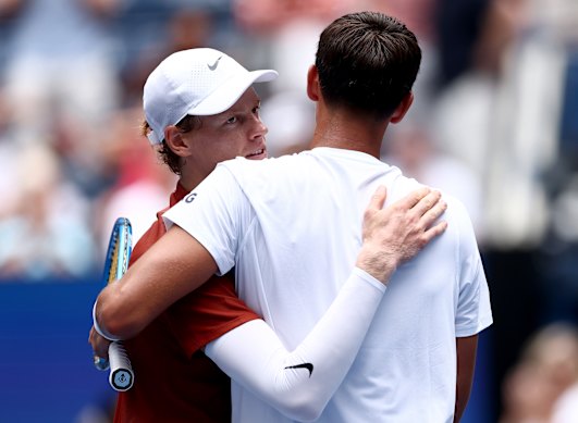 Jannik Sinner ended Alexei Popyrin’s 2025 US Open in straight sets in the second round.