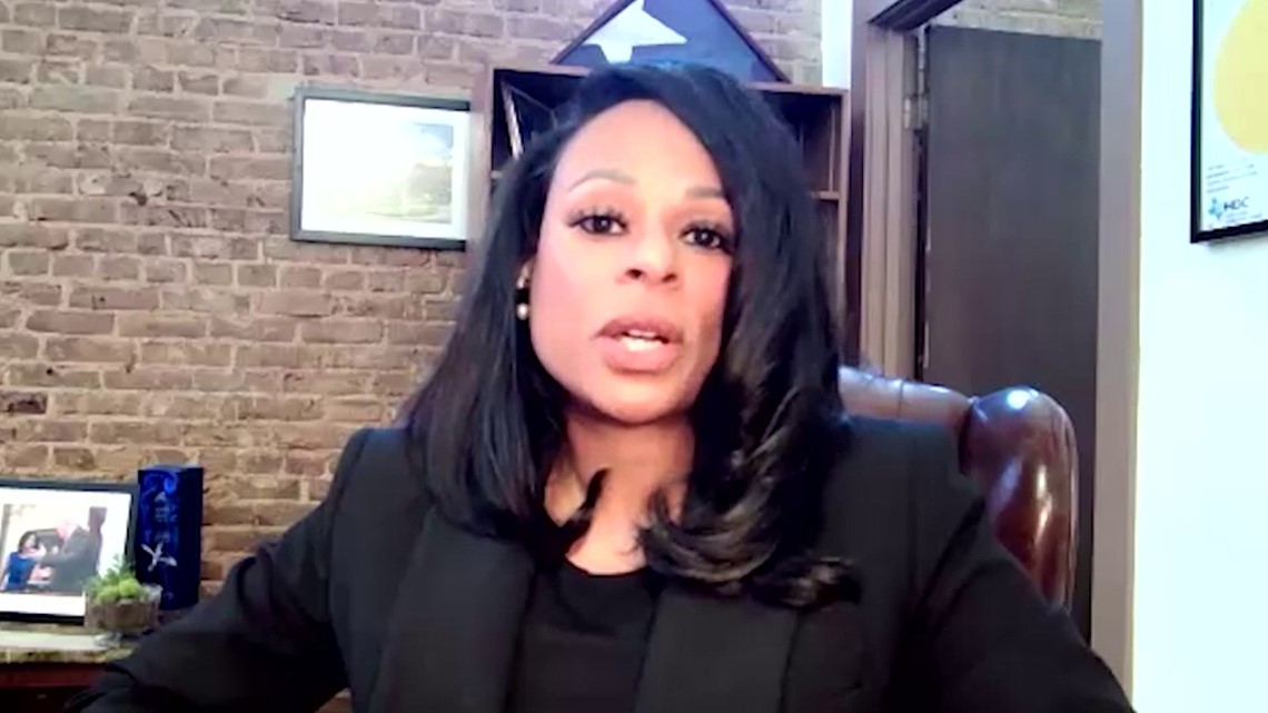 Fort Worth lawmaker refuses escort, stages stand in Texas Capitol