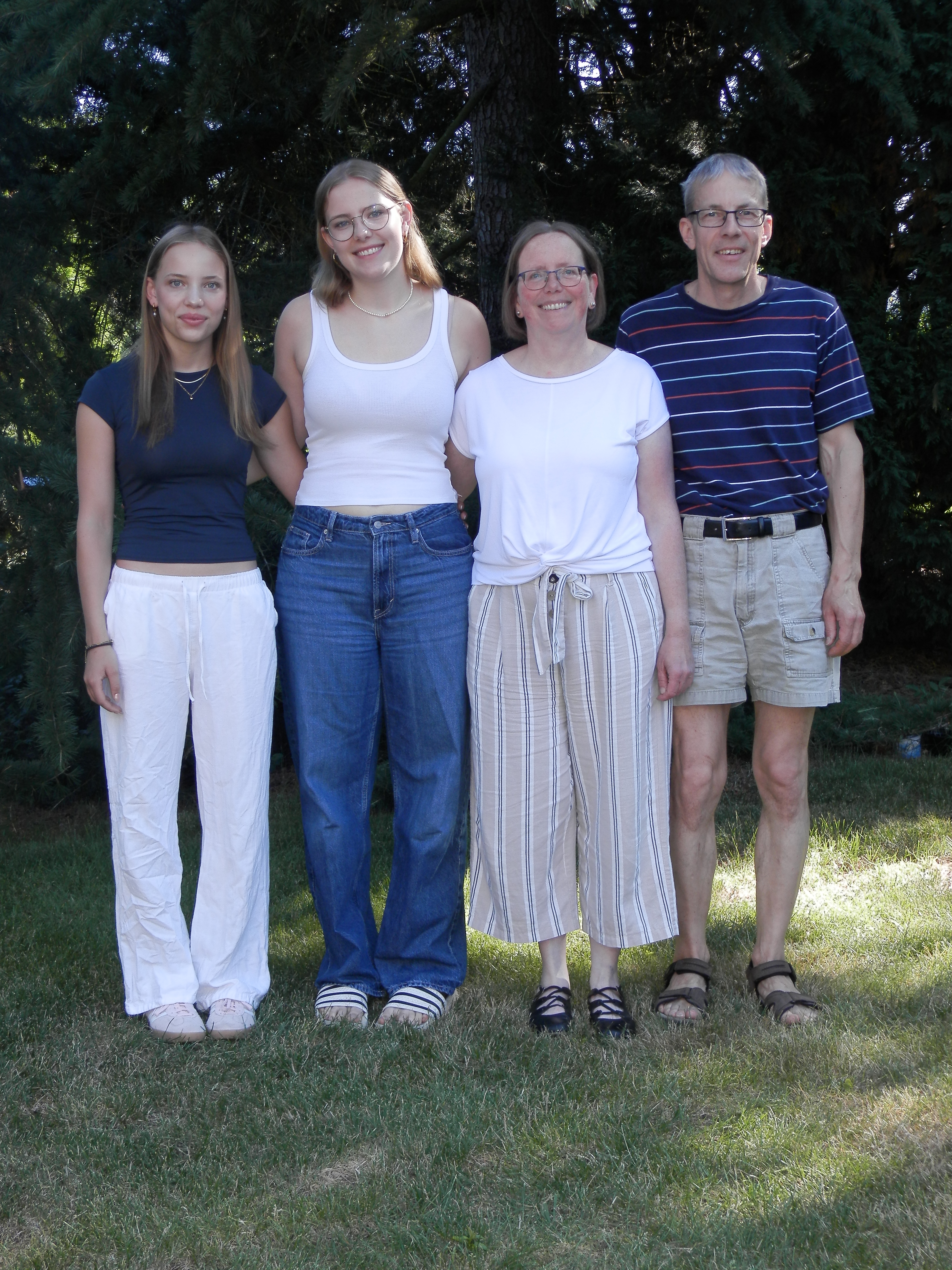 EFS_Aug2025_Michael Geng and family