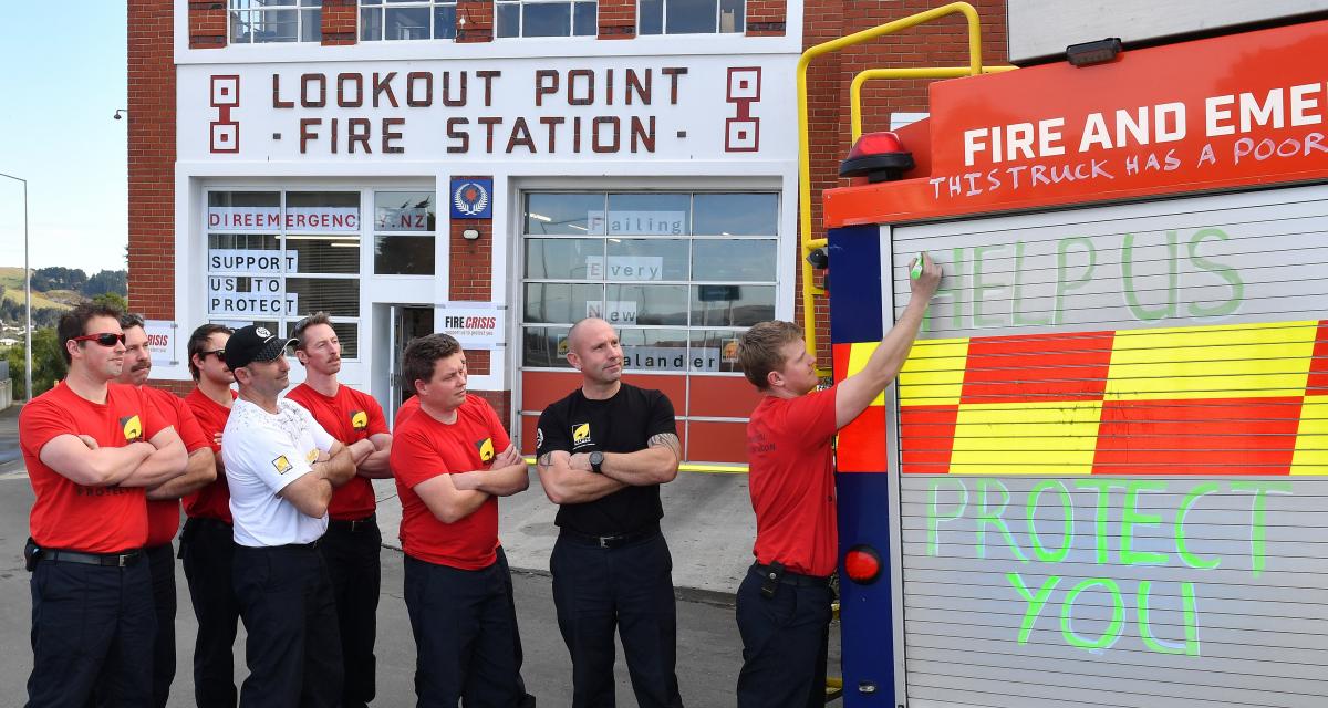 Firefighters pushing for better conditions