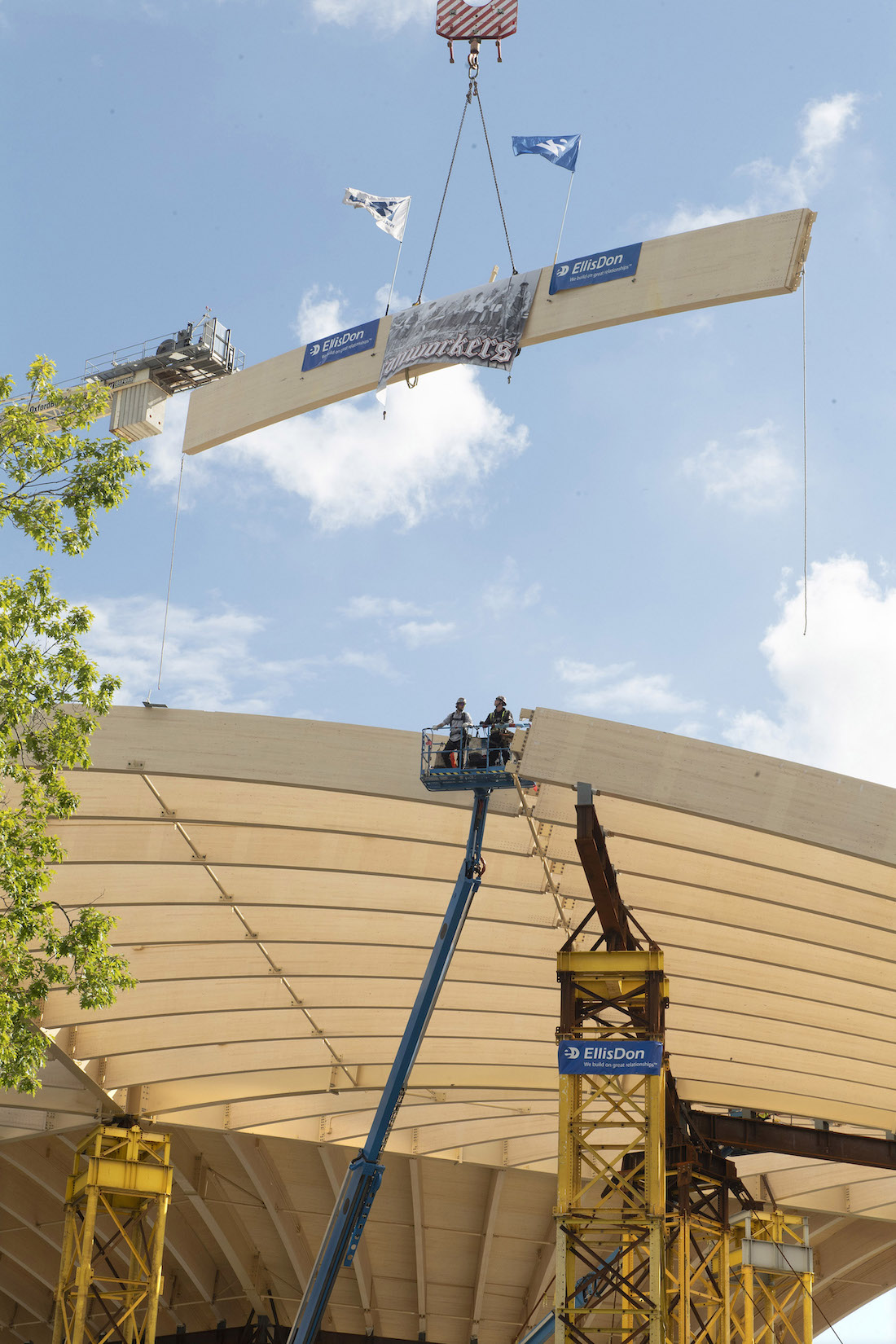 freedom mobile arch pne amphitheatre construction august 20 2025 