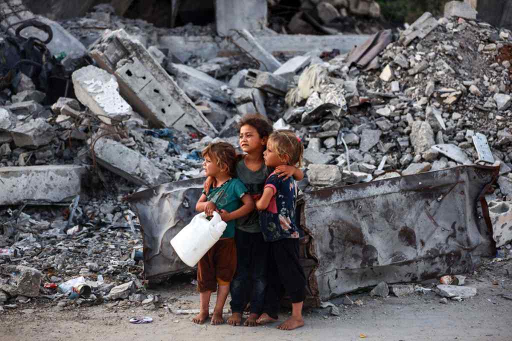 Israeli artists demand an end to Gaza war