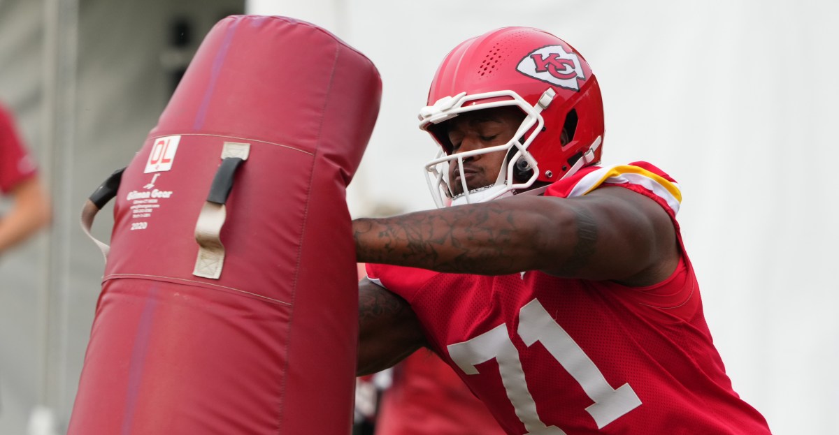 Chiefs-Cardinals rapid reaction: Josh Simmons looks the part