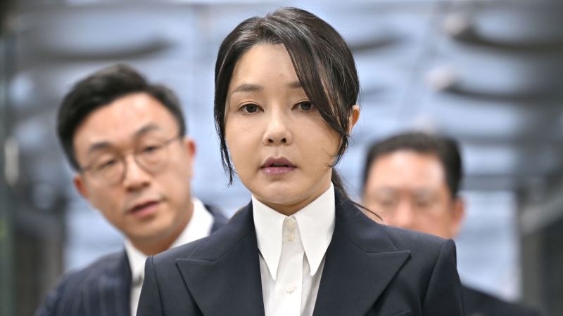 South Korean court orders arrest of wife of jailed ex-President Yoon Suk Yeol