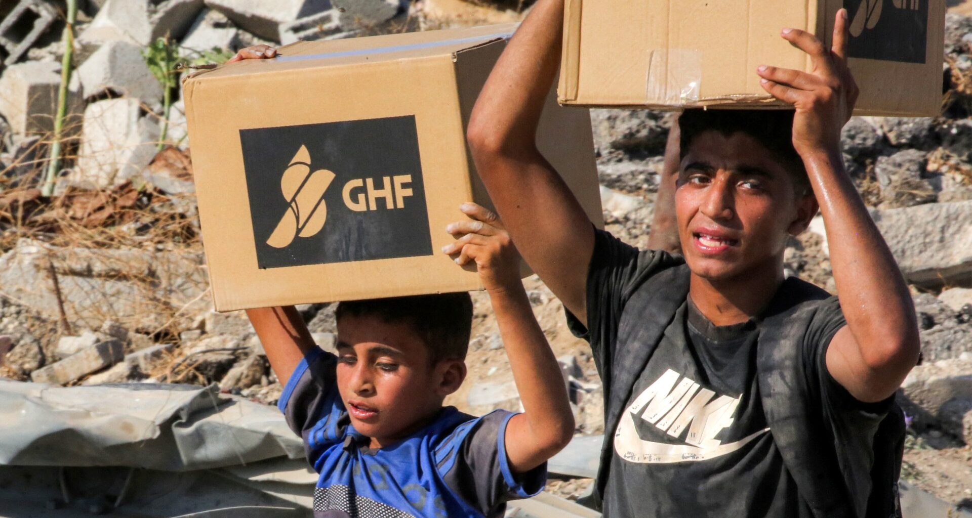 Exclusive: US contractors in Gaza pursued MEE journalist before his killing