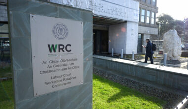 Secretaries and caretakers' strike to go ahead with 2000 schools impacted as crunch talks fail - The Journal