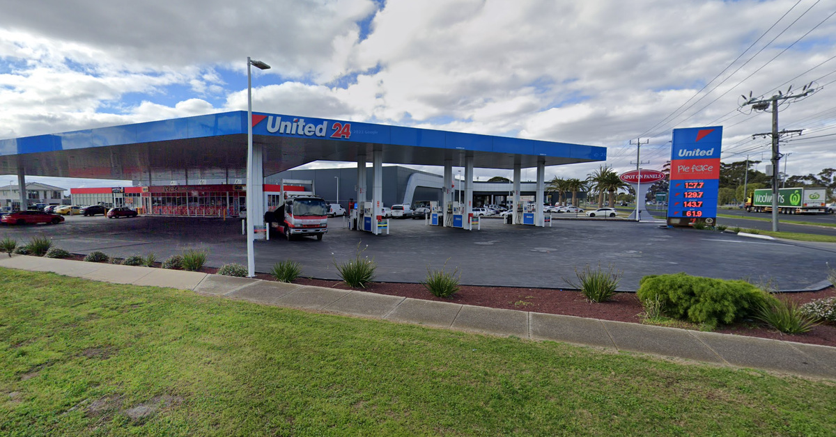 Four arrested after string of robberies in Melbourne