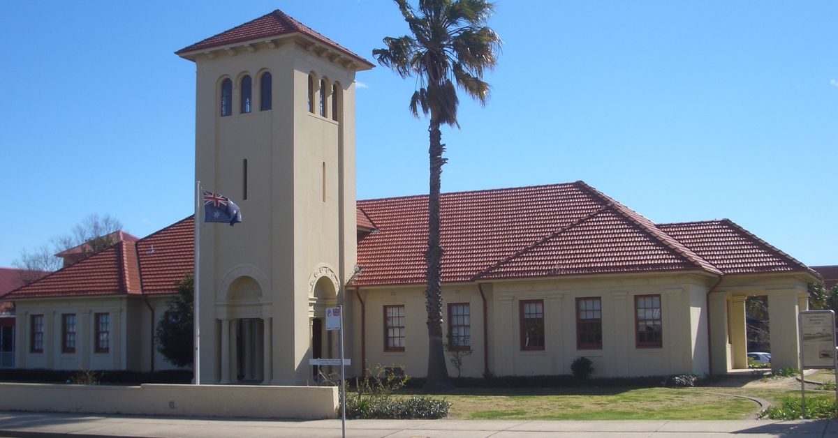 Three charged after man shows up to ER with stab wounds to head