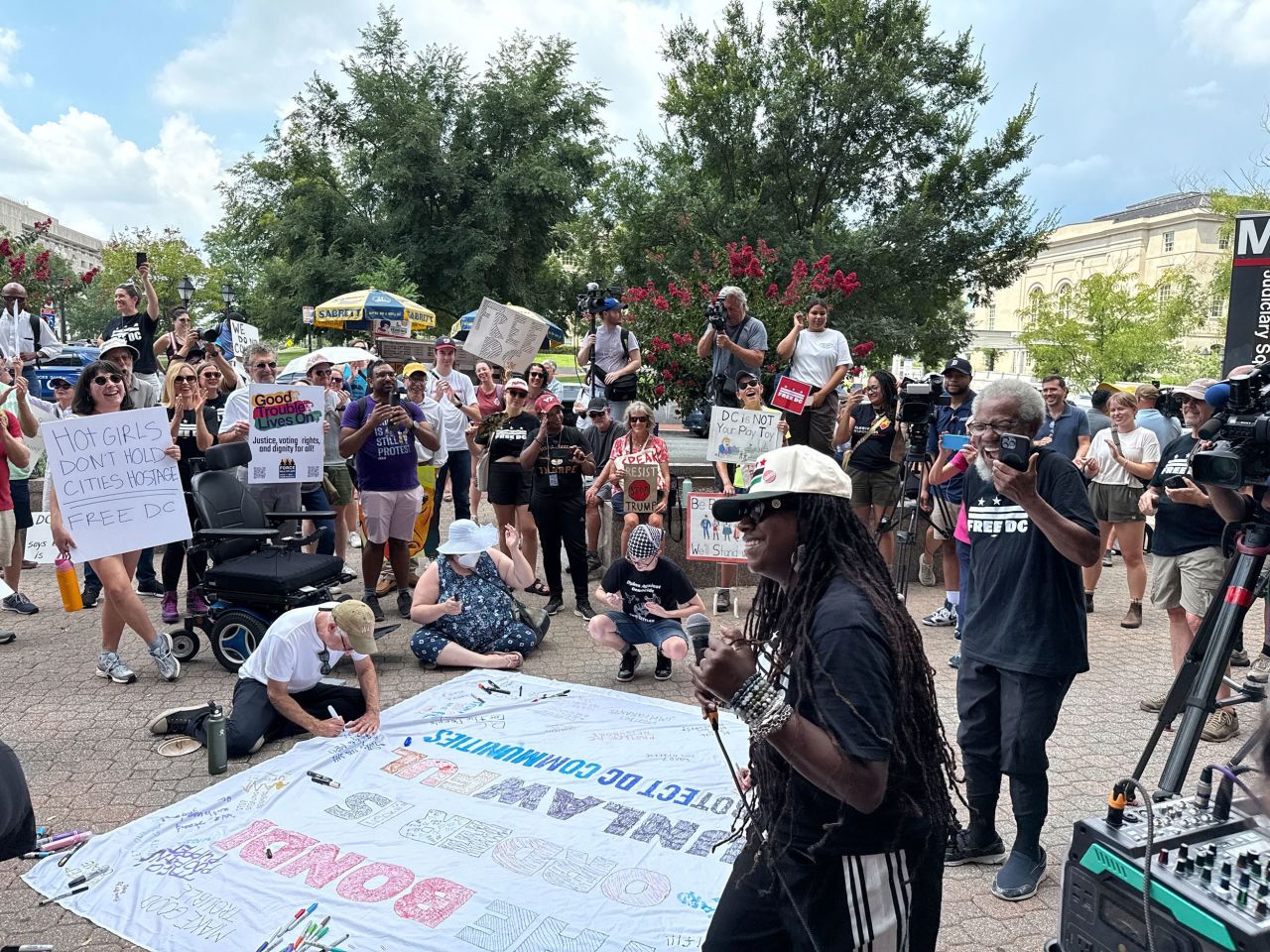 Protesters rally outside Washington, DC’s Metropolitan Police Department on Friday.
