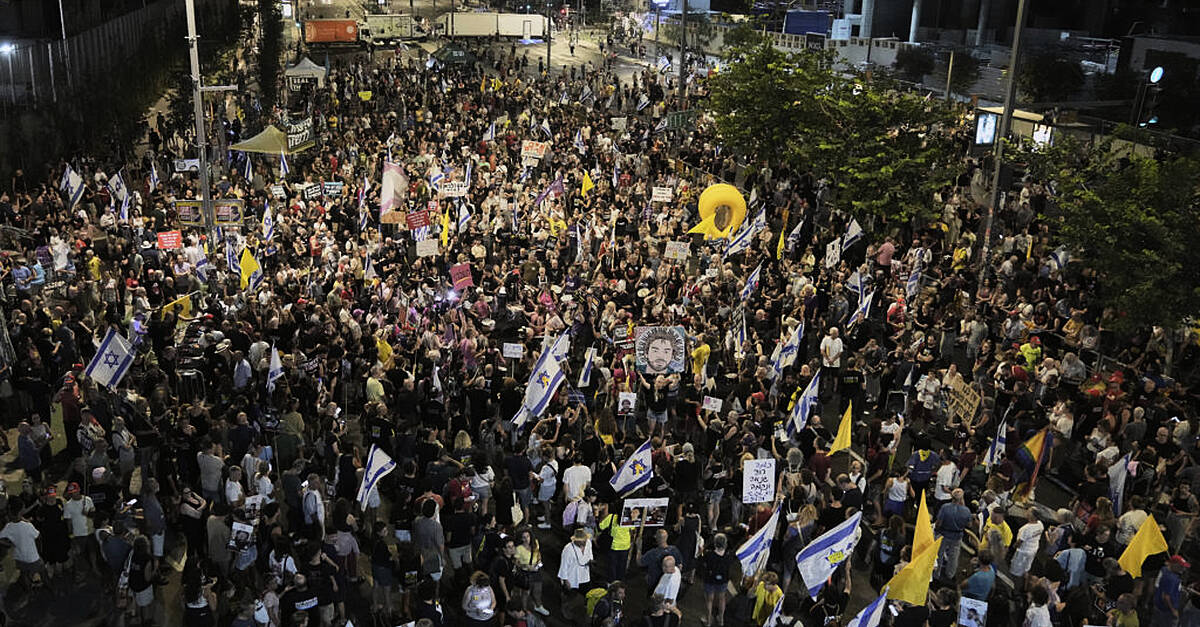 Israel prepares to move Palestinians to southern Gaza ahead of offensive