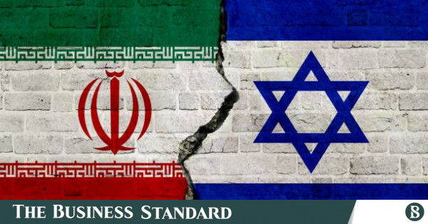 Iran arrests 20 alleged spies of Israel