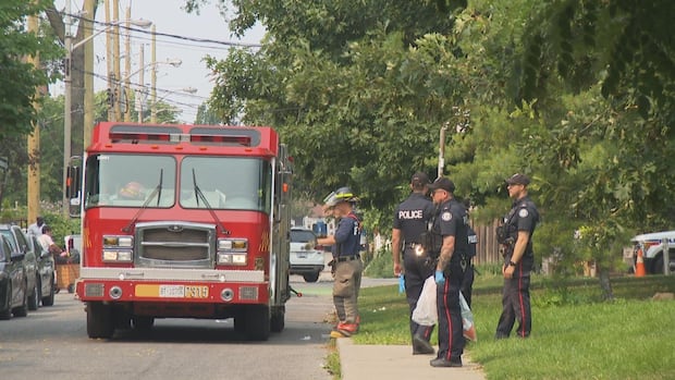 Man in critical condition, suspect arrested after 'unprovoked' stabbing in Kensington Market: police