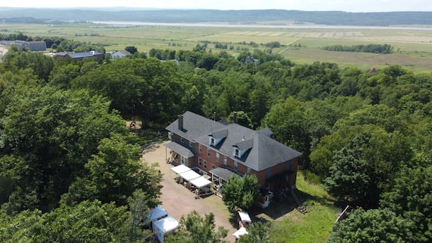 Minding their manor: Dorchester couple breathe new life into abandoned 1840s estate
