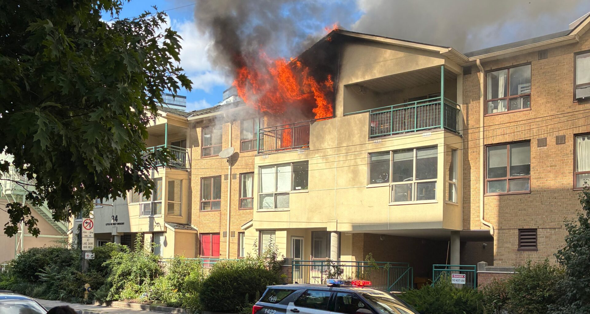 No injuries reported from 2-alarm blaze at Co-op building near Billy Bishop Airport