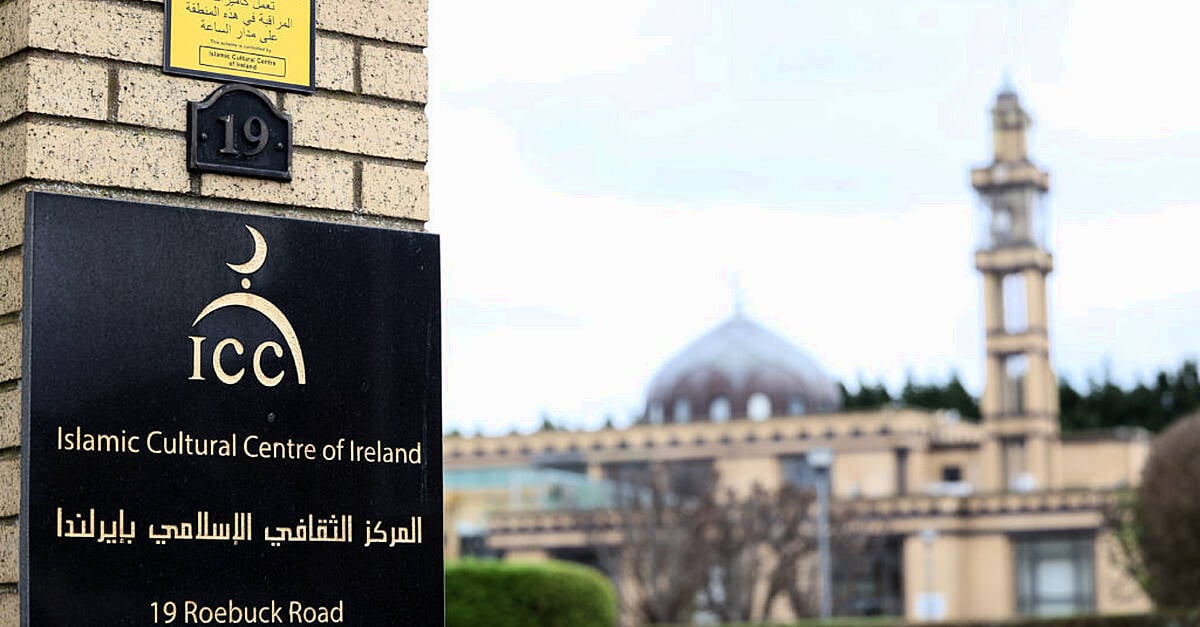 Man locked out of Islamic Cultural Centre refused court order to restore him of his duties