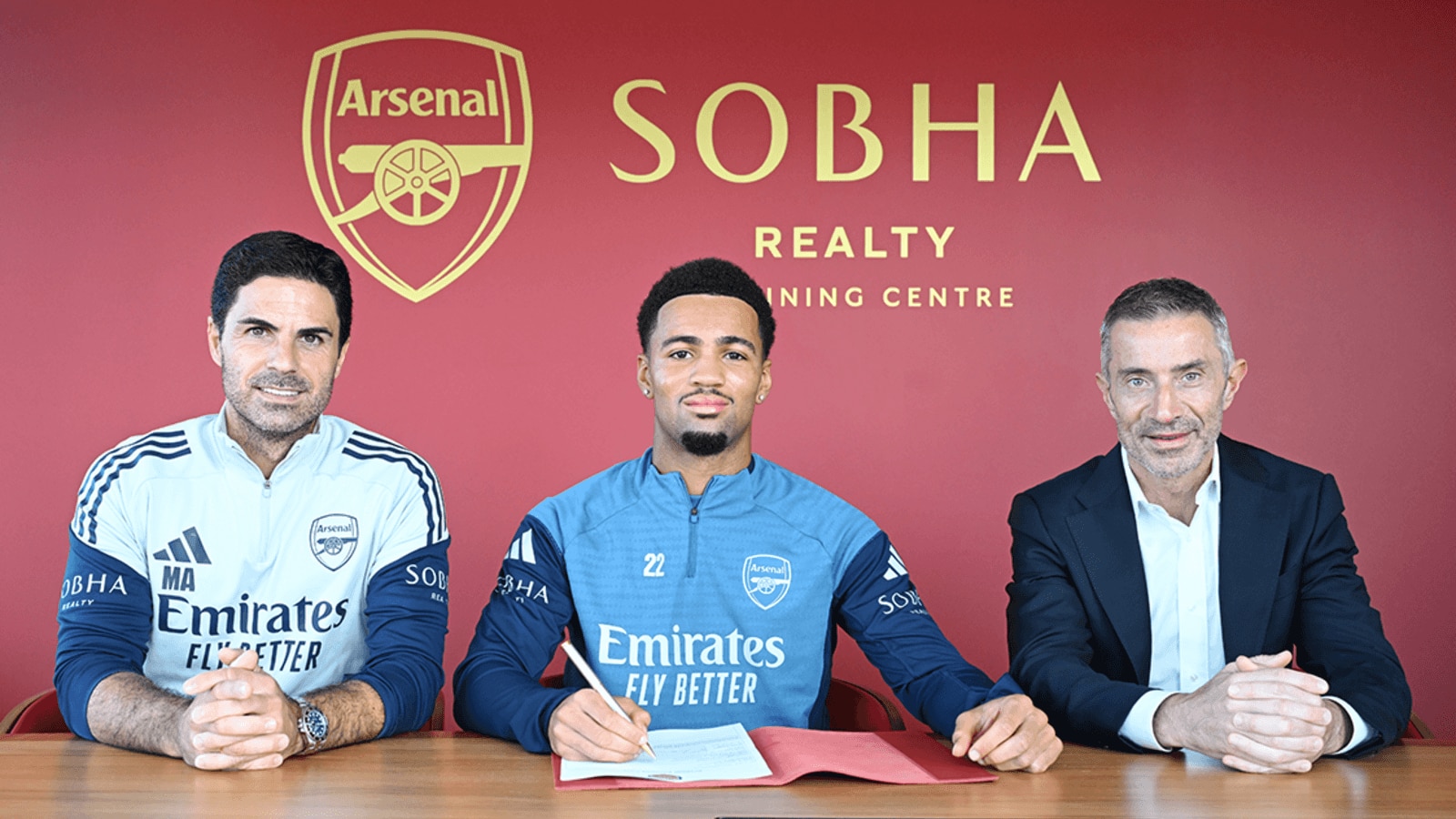 Ethan Nwaneri signs new contract | News