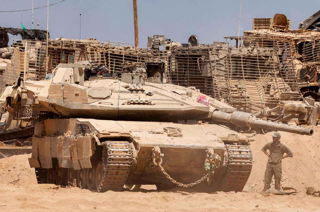 טנק מרכבה ב עזה בעל מנוע גרמני