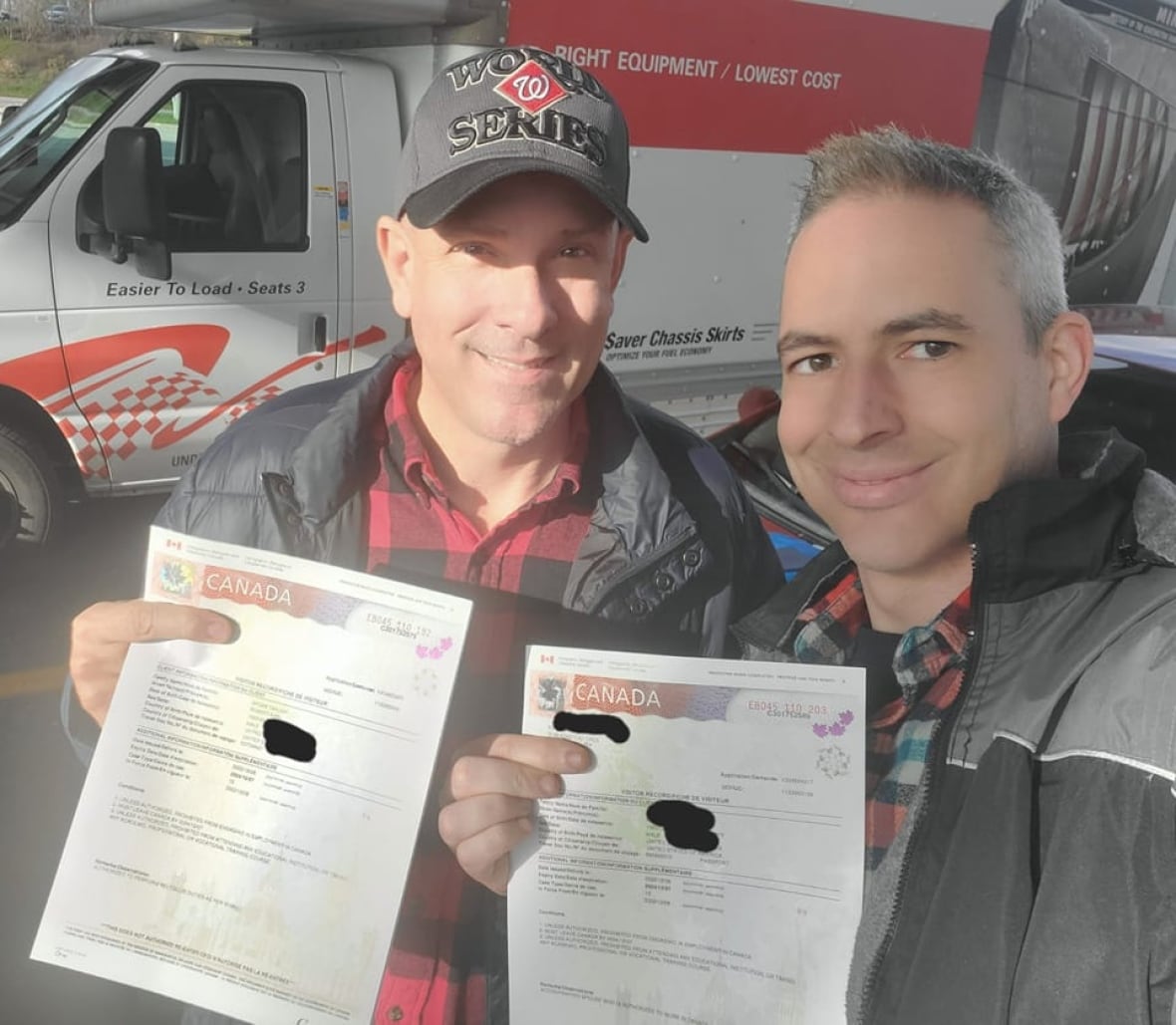 Robert Apgar-Taylor and his partner and husband Robert Taylor arrived at the Canadian border in December 2022. 