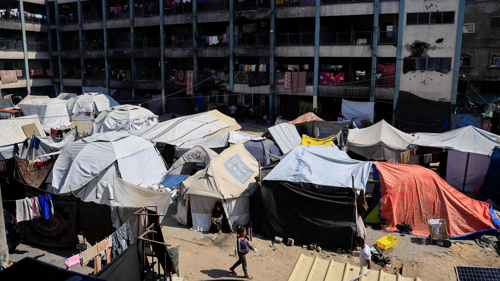 אוהלים עקורים בעזה