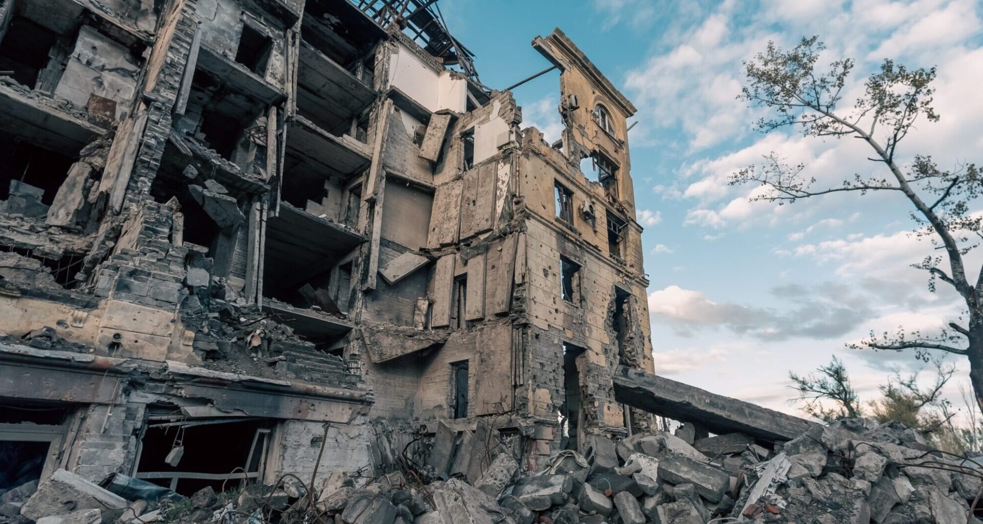 Landsbergis: The shameful plan to betray Ukraine “de facto, but not de jure”