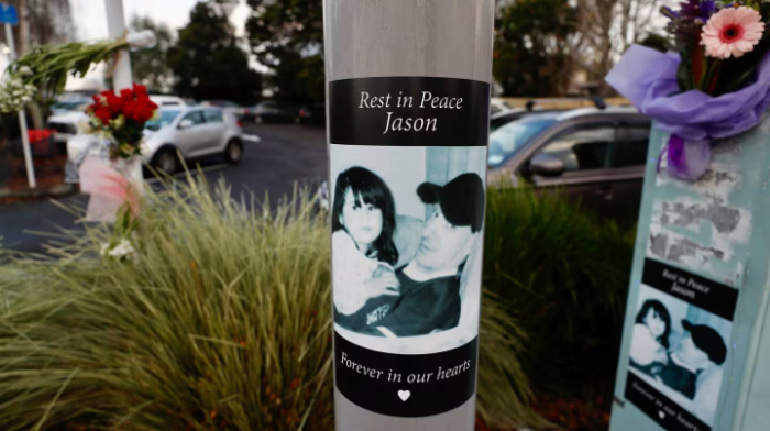 Tired taxi driver hit signpost which fell on passerby, killing him