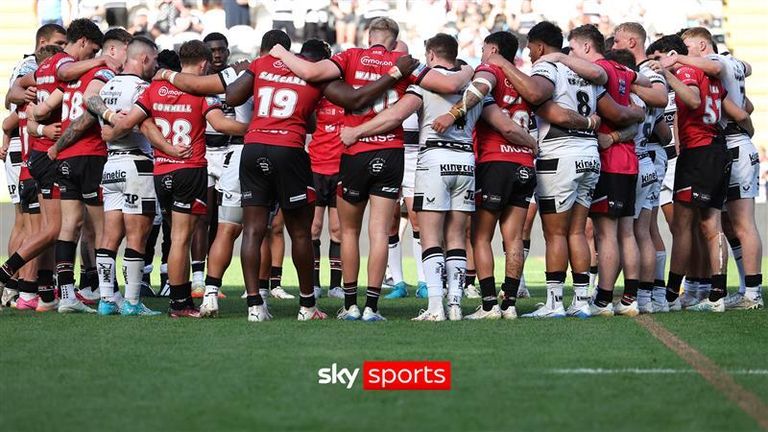 Hull FC show solidarity with Salford
