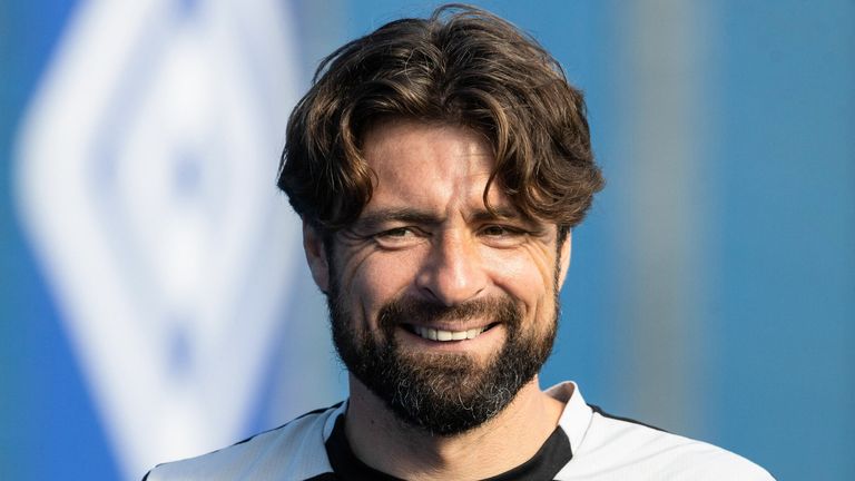 GLASGOW, SCOTLAND - AUGUST 18: Head coach Russell Martin during a Rangers training session at the Rangers Training Centre, on August 18, 2025, in Glasgow, Scotland. (Photo by Alan Harvey / SNS Group)