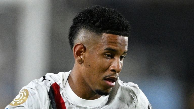 Manchester City's Savinho during the Club World Cup round of 16 soccer match between Manchester City and Al Hilal 