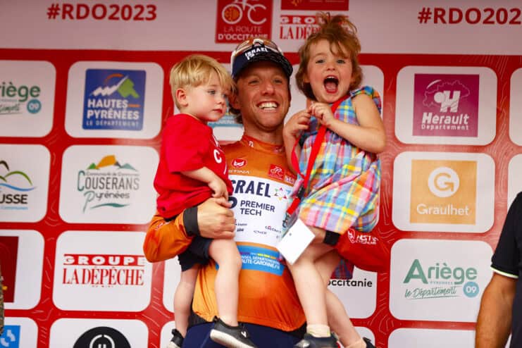 Mike Woods and family