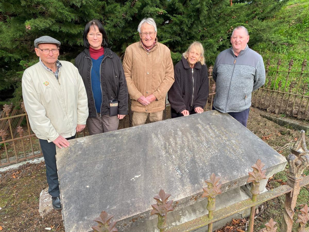 History buffs seek family of intriguing military man