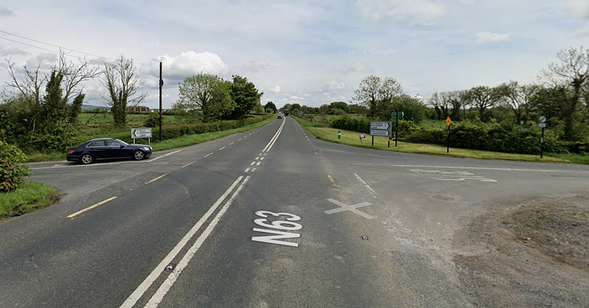Two people hospitalised after serious crash in Roscommon