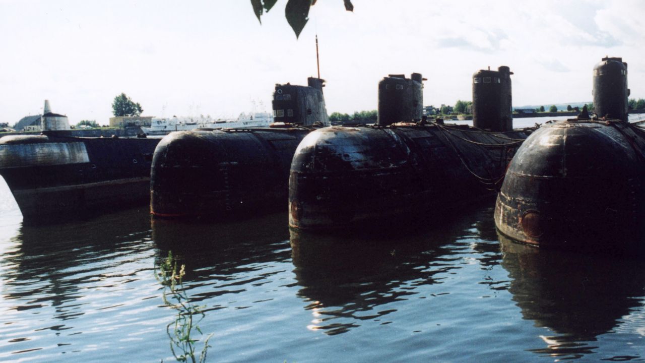 Russia’s nuclear submarine base hit by tsunami, satellite images show - TVP World