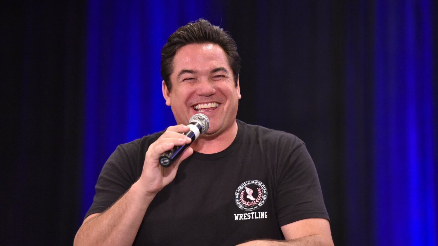 'Superman' TV actor Dean Cain says he plans to join ICE : NPR