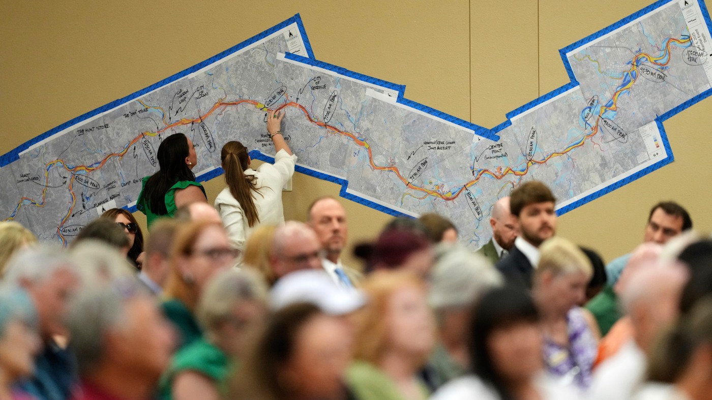 Texas lawmakers hear from flood survivors, focus on local officials in Kerrville : NPR