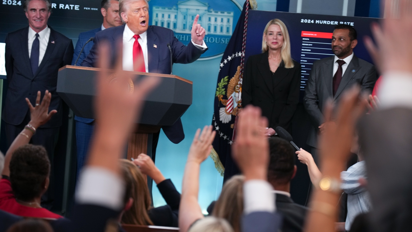 Trump says he will 'feel out' Putin on ending Ukraine war : NPR