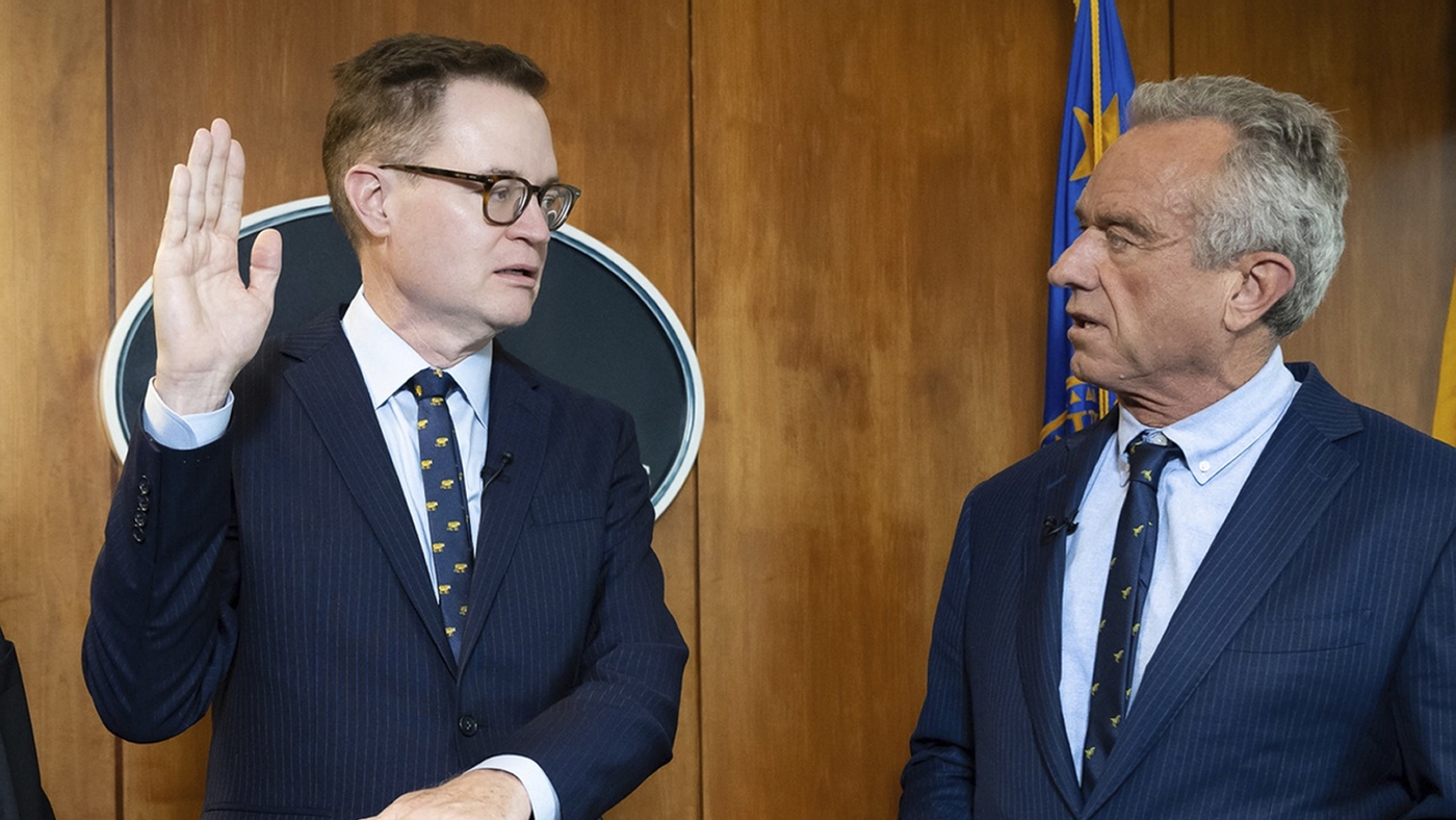 Here are 5 things to know about the leadership shakeup at the CDC : Shots