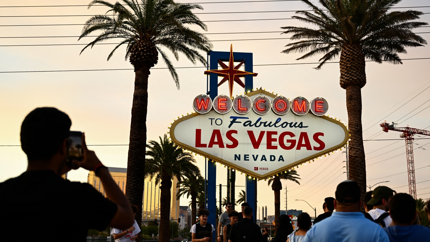 What Vegas’ tourism decline suggests about the U.S. economy : NPR