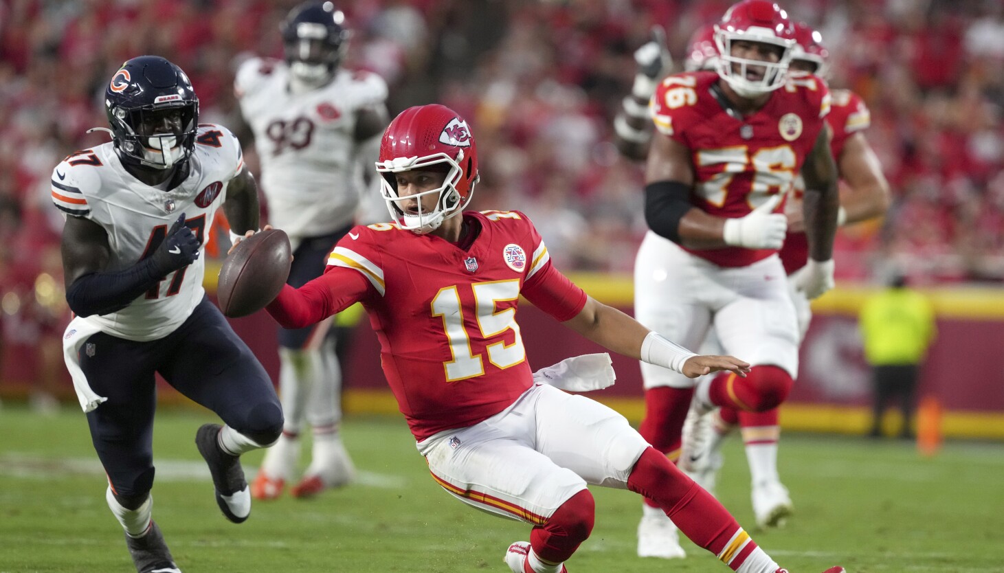 Chiefs QB Patrick Mahomes brings Bears' defense back to earth in preseason finale